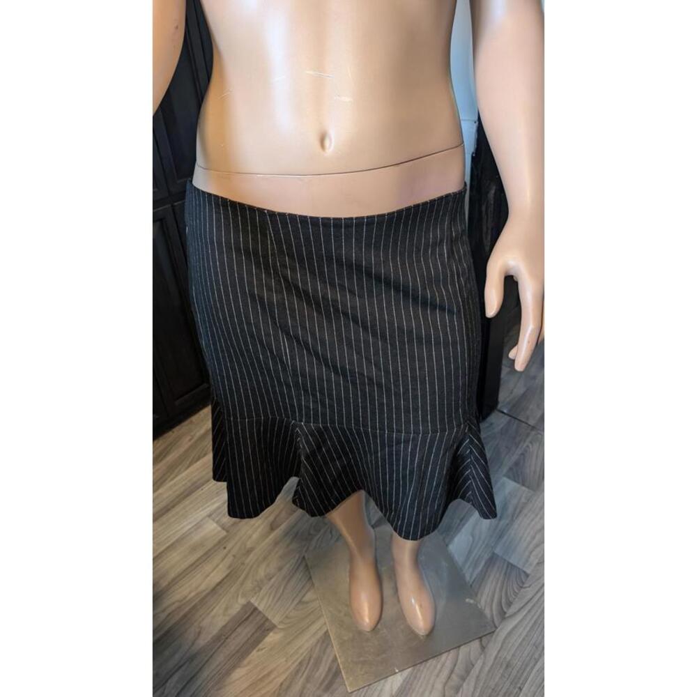 Lane Bryant Black Pinstripe Flounce Skirt – Size 22